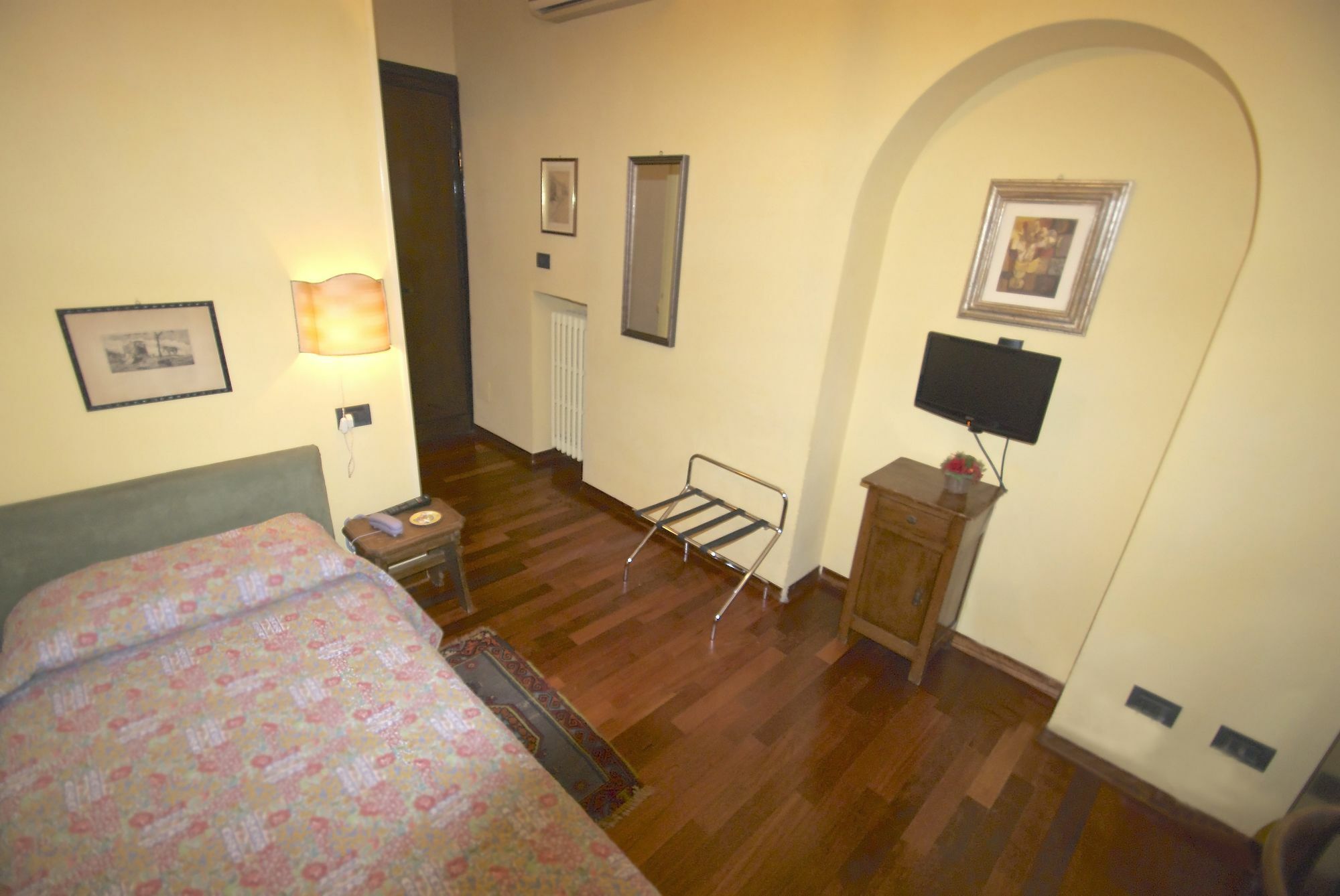 פררה Locanda Borgonuovo מראה חיצוני תמונה